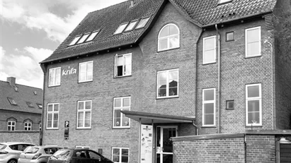 Kontor til leje i Holbæk – central beliggenhed tæt på station og centrum Kontor til leje i Holbæk – central beliggenhed tæt på station og centrum